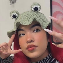 frog hat