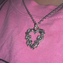flower heart necklace
